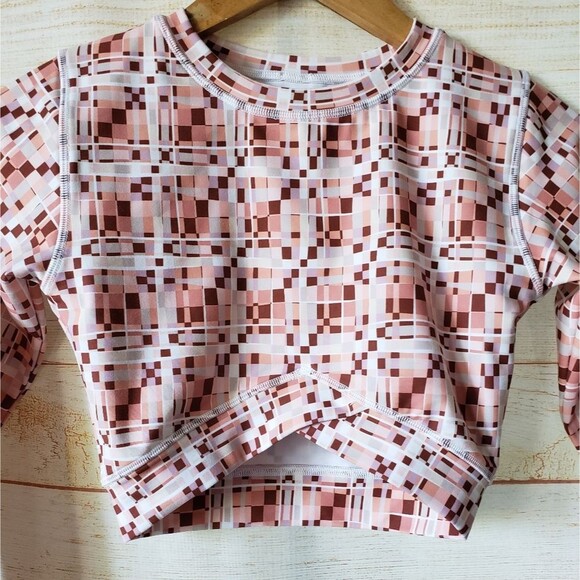 L*Space Hot To Trot Leggings and Aim High Cropped Top Block Party Set Workout - Picture 6 of 16